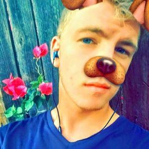 Meet your Posher, Wayne